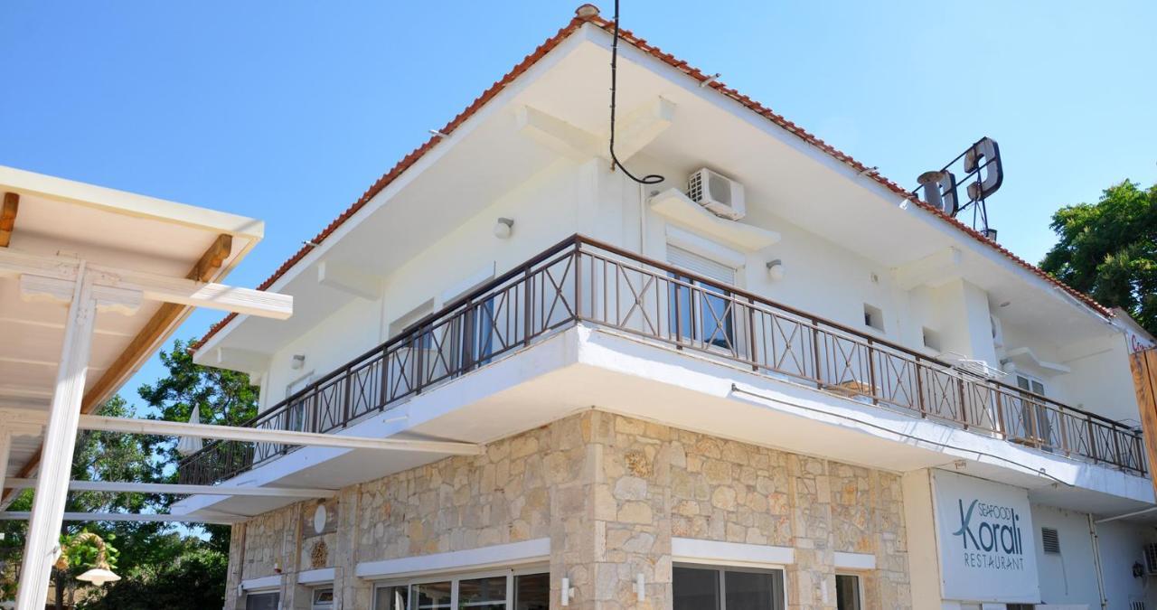 Coralli Beach Studios-Apartments Kallithea  Exterior photo