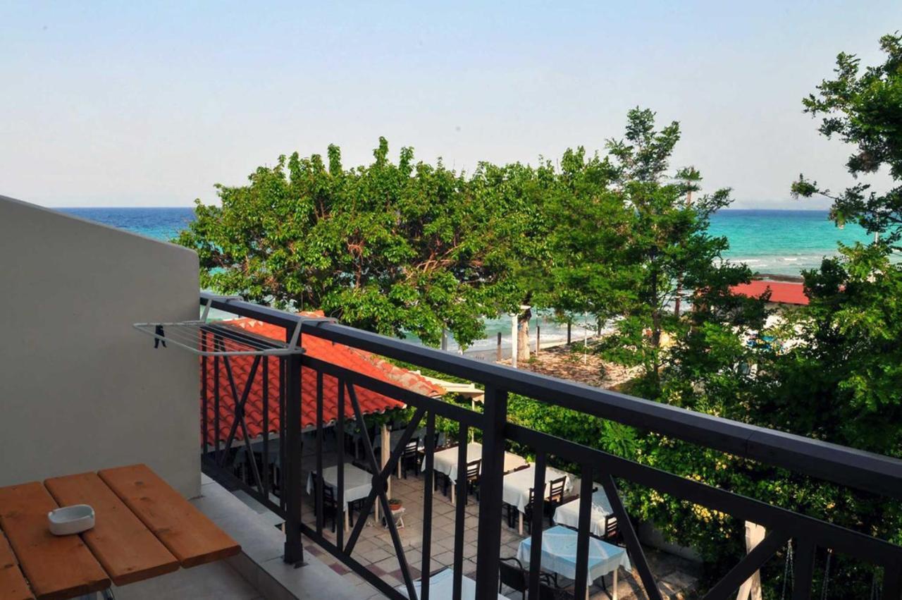 Coralli Beach Studios-Apartments Kallithea  Exterior photo